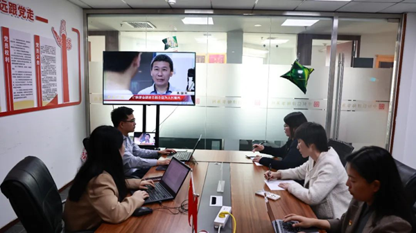 中恒信党建 | 深入贯彻党的二十大精神,中恒信律师事务所开展党员学习“党的二十大报告”党建活动